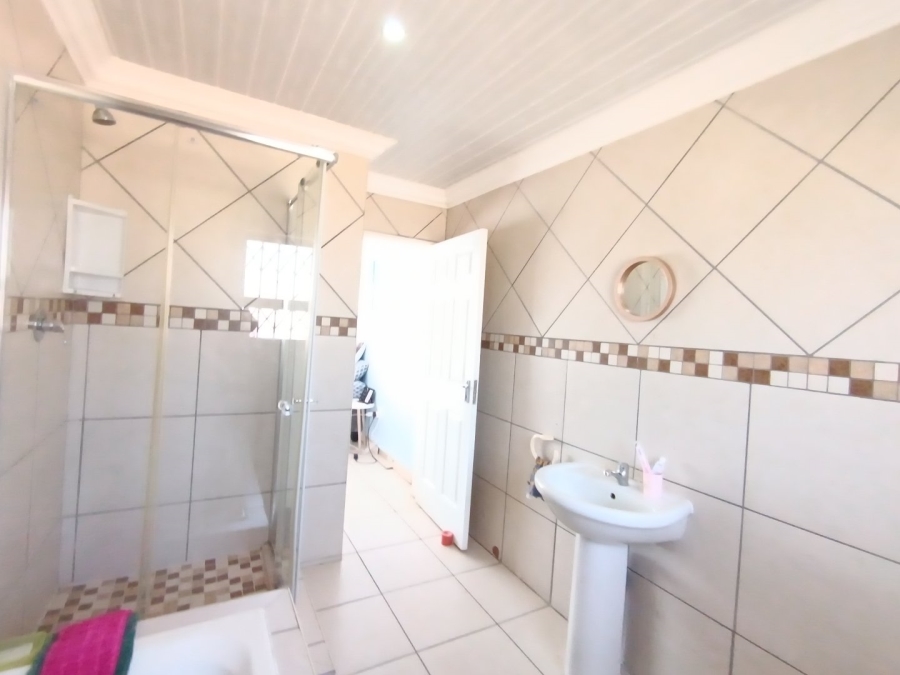 3 Bedroom Property for Sale in Wilgehof Free State